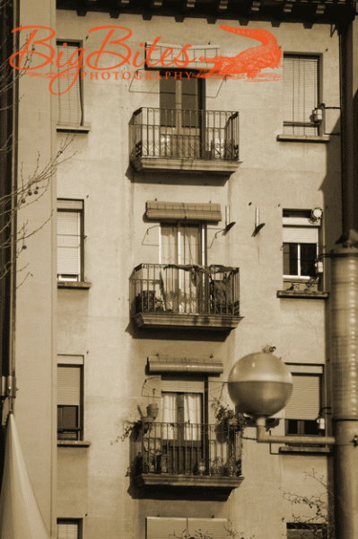 Laundry-Wall-Spain