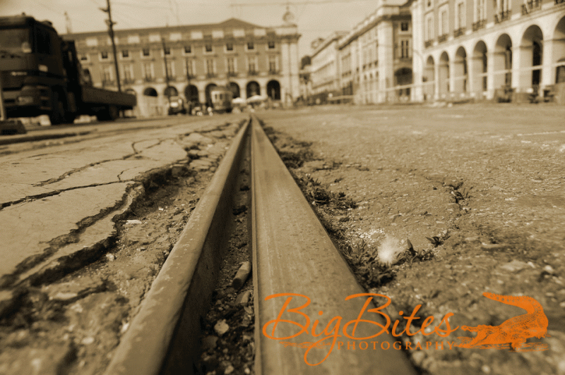 Railroad-tracks-Lisbon