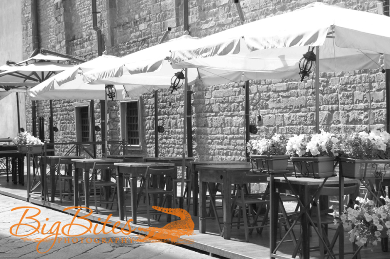 Street-tables-Florence