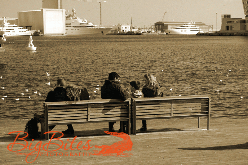 Sharing-Bench-in-Barcelona